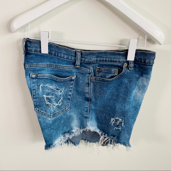 Distressed High Hip Highwaisted Cut Daisy Dukes Shorts - Picture 5 of 10